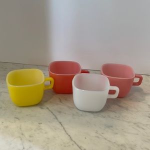 Vintage glass bake milk glass mugs set of 4